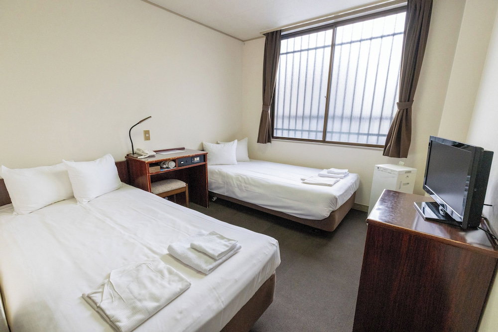 Hotel Tabist Business Hotel Suehiro Matsuyama