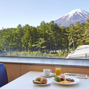 Hotel Fuji Premium Resort cazare Fujikawaguchiko