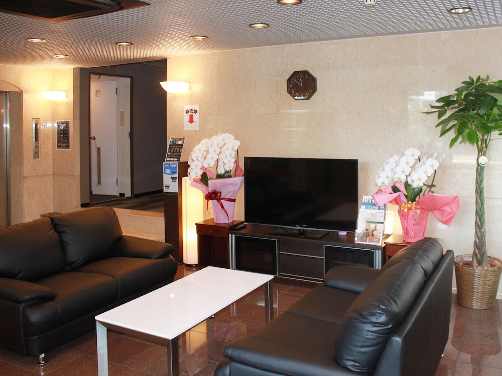 Hotel Live Max Budget - Tokyo Hamura Station