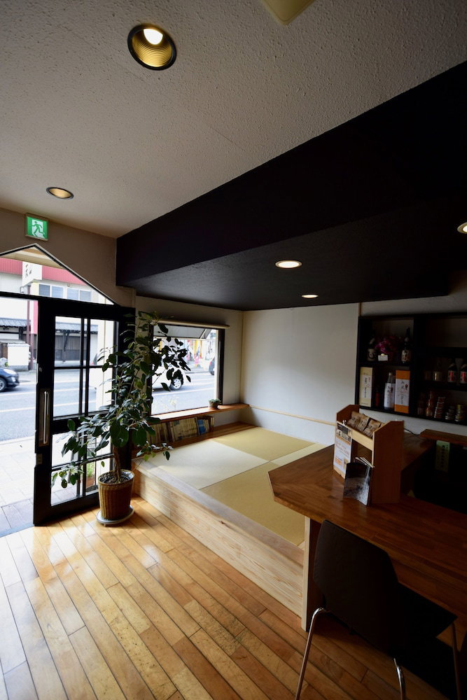 Saga International Guesthouse Hagakure - Hostel