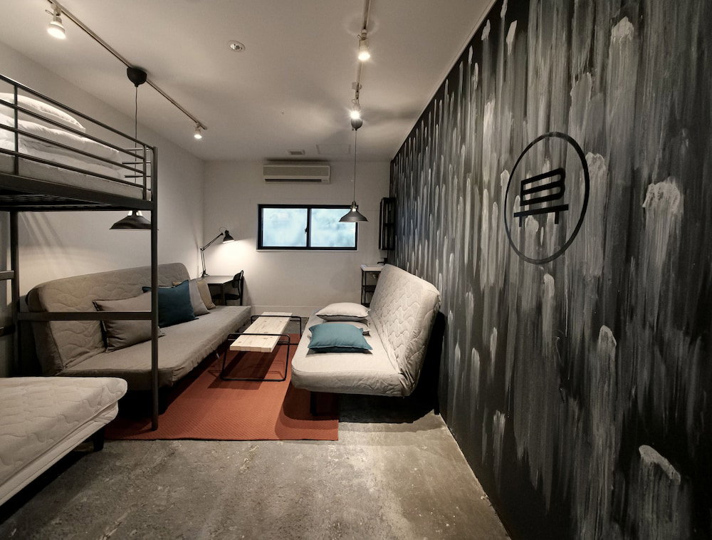 Bench - Hostel