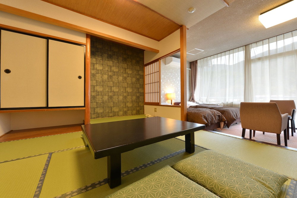 Ooedo Onsen Monogatari Premium Hotel New Shiobara