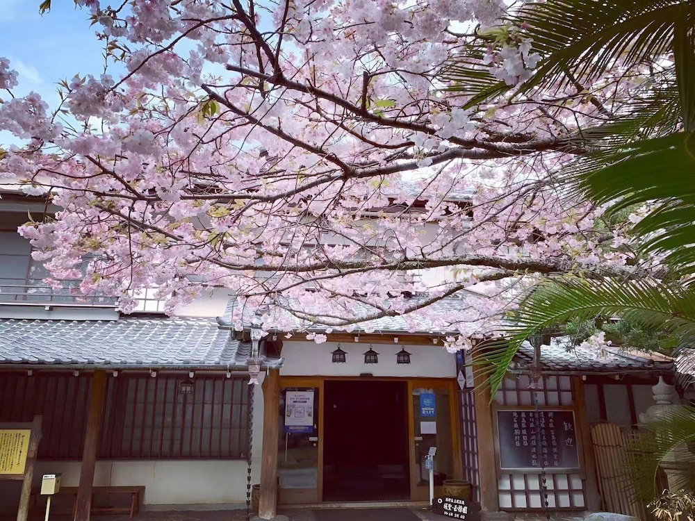 Hotel Sakahijiri・Gyokushoen