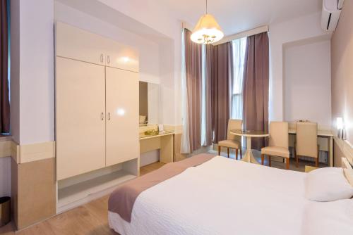 Hotel Hotel Mb
