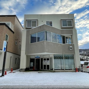 Hotel Zenibako House 1F cazare Ishikari