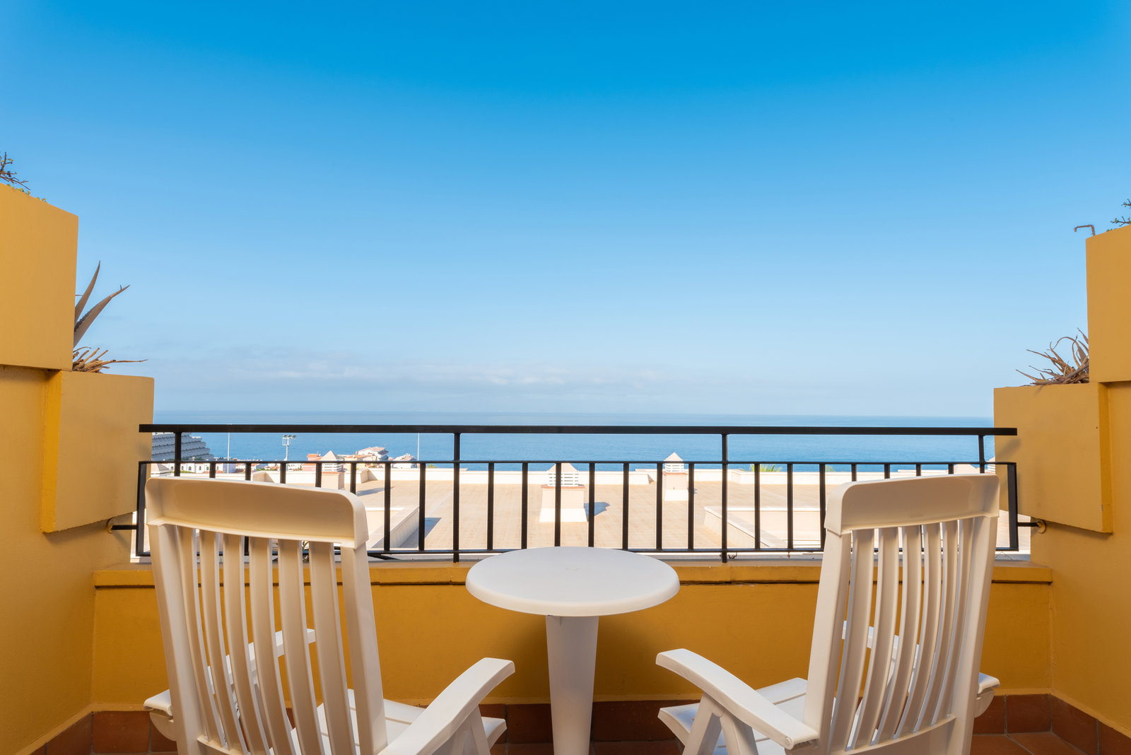 dal travel Landmar Costa Los Gigantes Family Resort