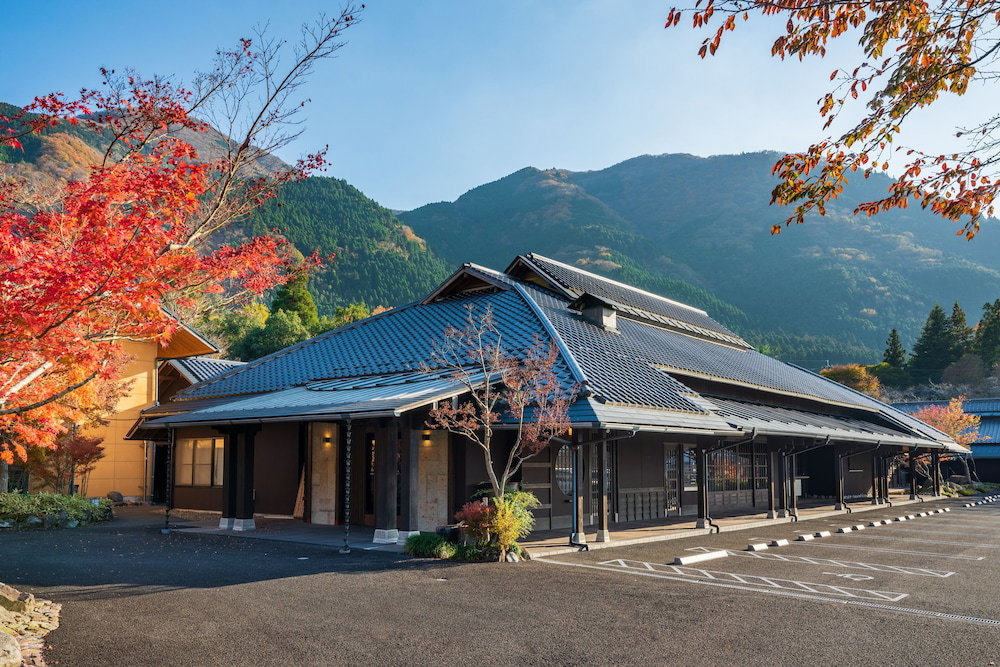 Hotel Yufuin Baien Garden Resort