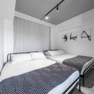 Hotel Luxia 503 cazare Taira