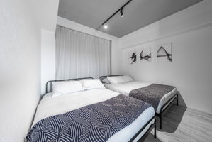 Hotel Luxia 503 cazare Taira