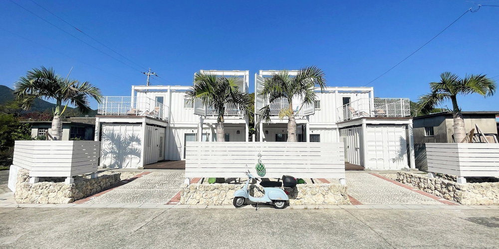 Hotel Vamos Villa Tokunoshima