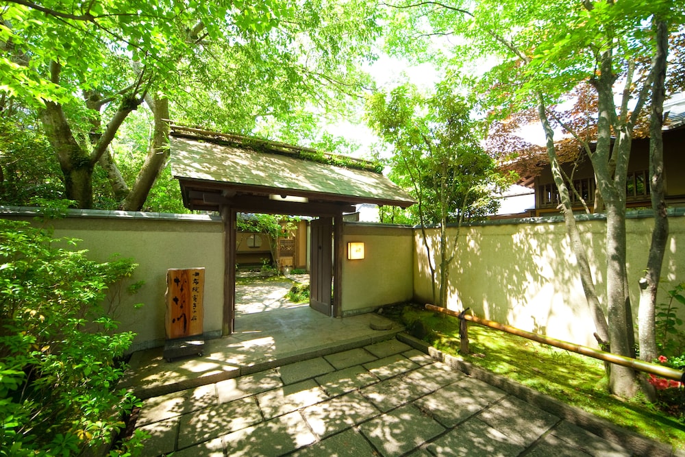 Hotel Yufuin Kutsurogi No Yado Nanakawa