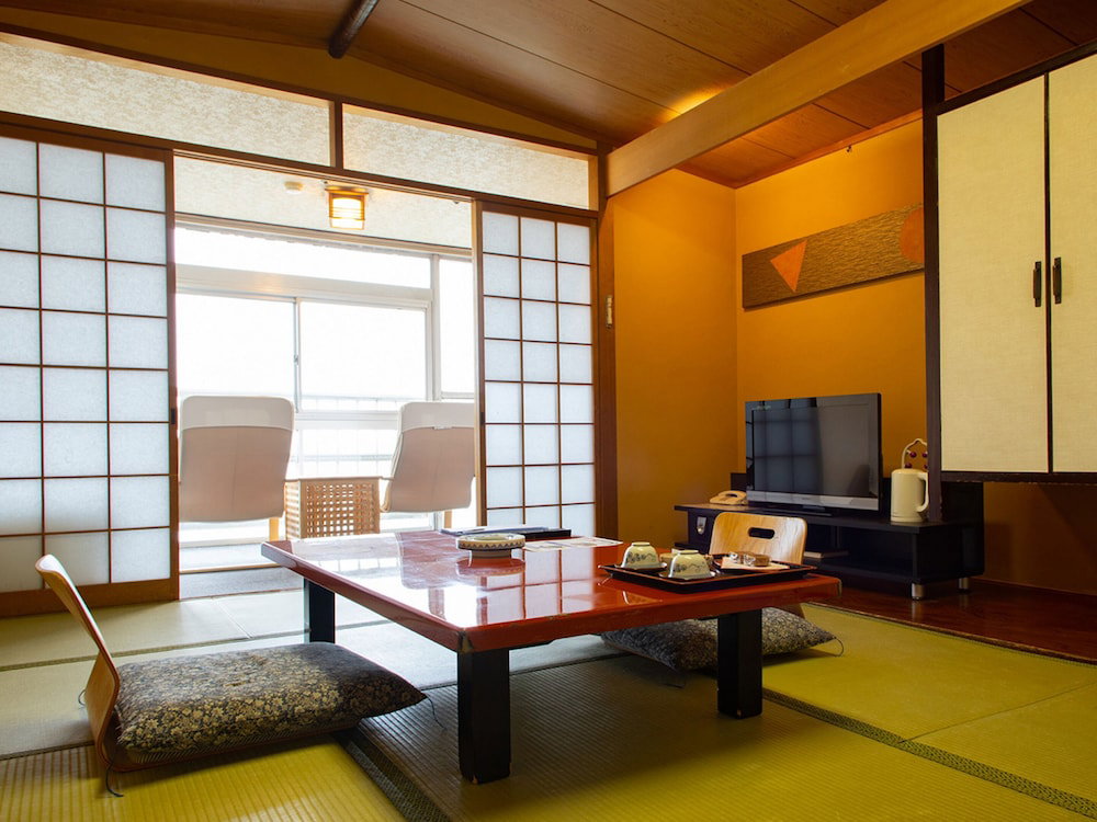 Livemax Seto Ohashi Beach Resort
