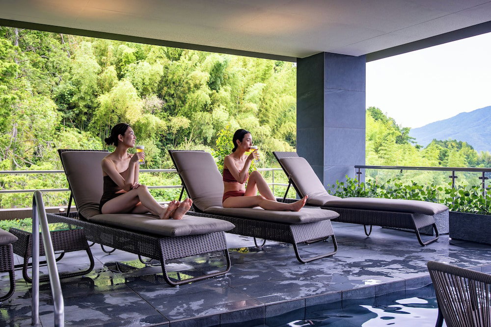 Hotel Urari Takeo Garden Terrace Spa Resorts