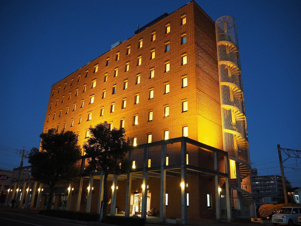 Hotel Shin Iizuka Station Hotel