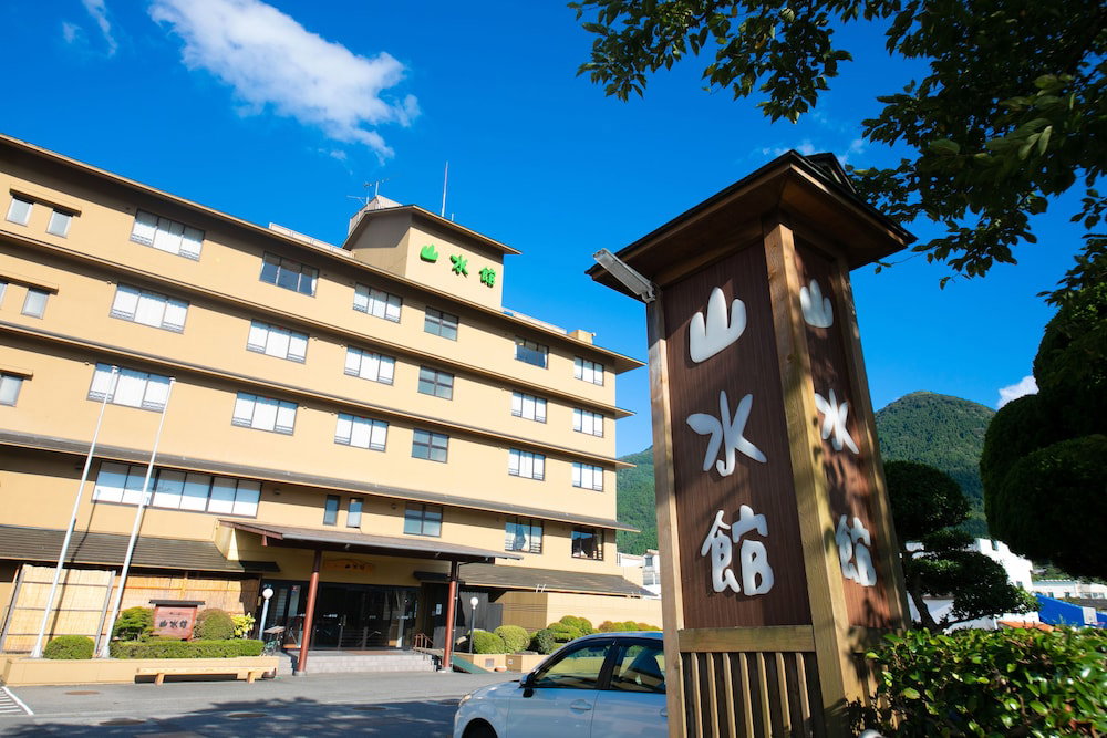 Hotel Yufuin Sansuikan