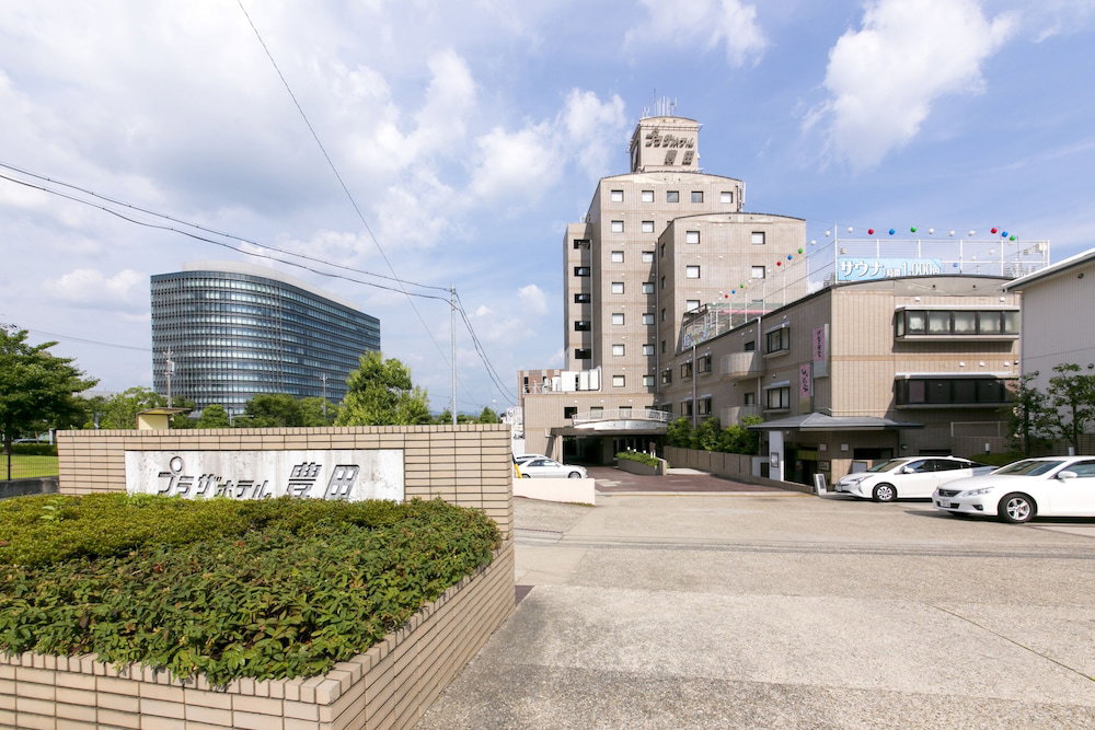 Hotel Plaza Hotel Toyota