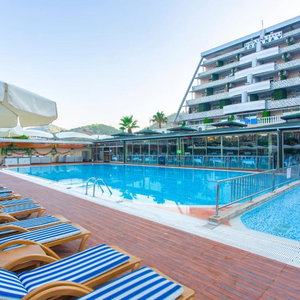 Sejur Beach Club Doganay Hotel vacanta Alanya