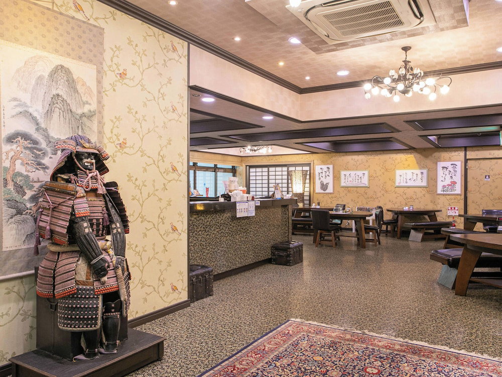 Yufuin Besso Shikisai Hotel