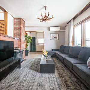 Hotel E-Us Naebo House cazare Taira
