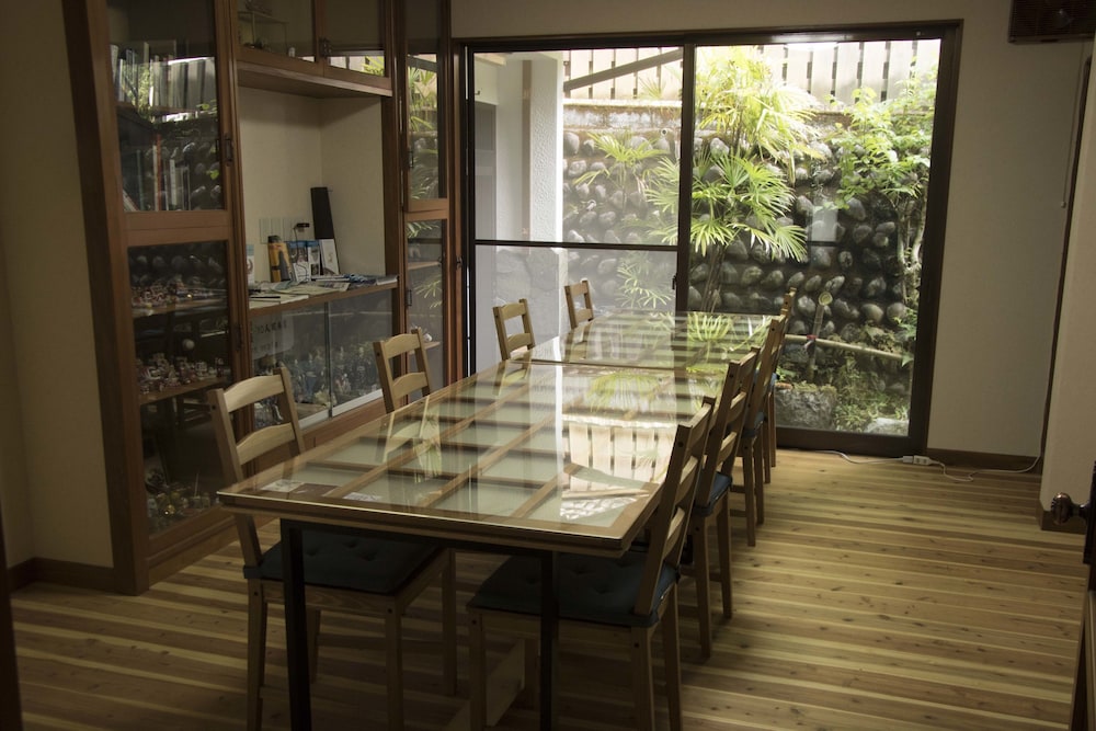 Hotel J-Hoppers Kumano Yunomine Guesthouse - Hostel