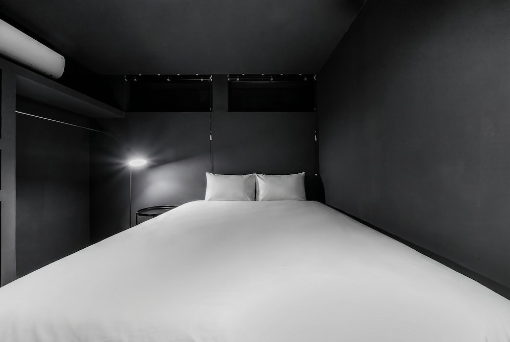 Hotel The Dwbl Hotel B