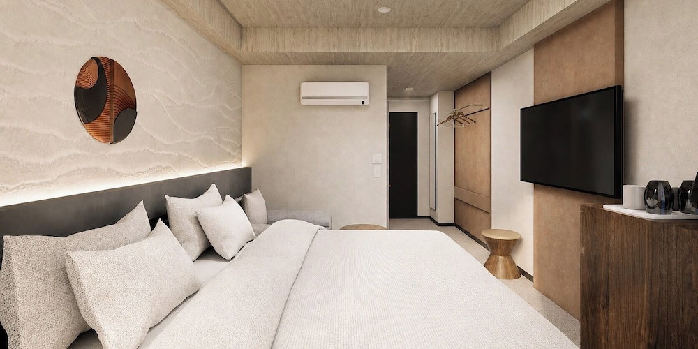 Hotel Mercure Niseko Resort (Formerly Known As Midtown Niseko)