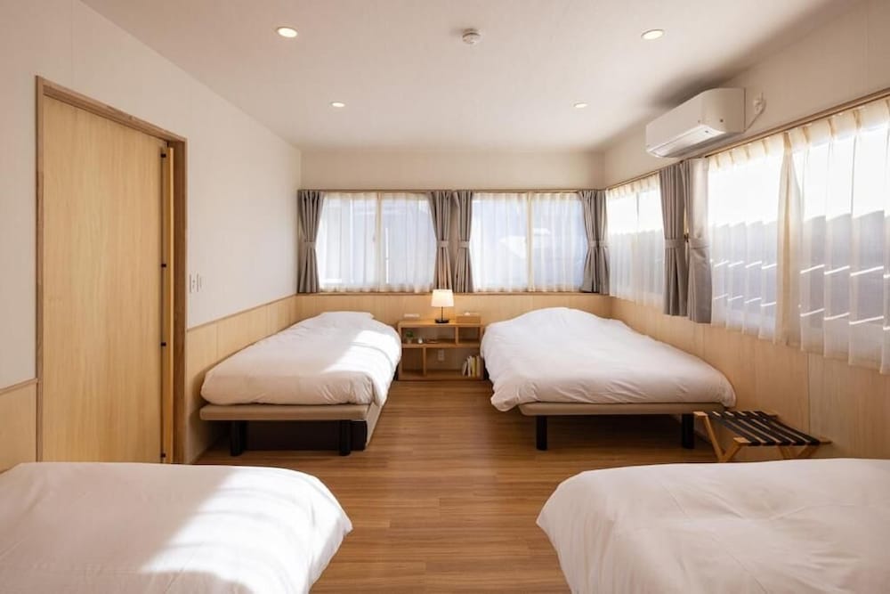 Hotel Ichi-Villa Crossroad Hakone