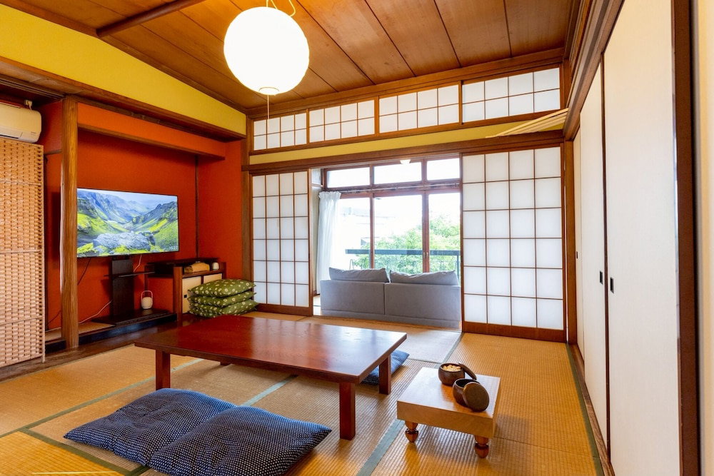 Hotel Azamian Atami