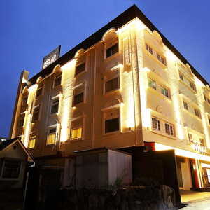 Hotel Hotel L’eclair - Adults Only cazare Fukuyama