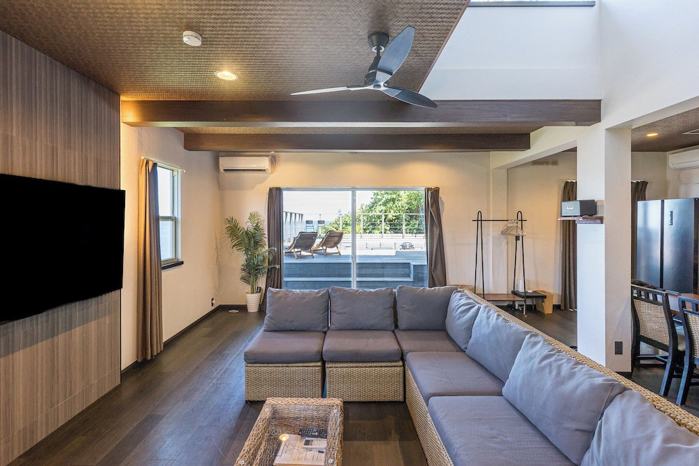 Hotel Breeze Awaji Goshikihama