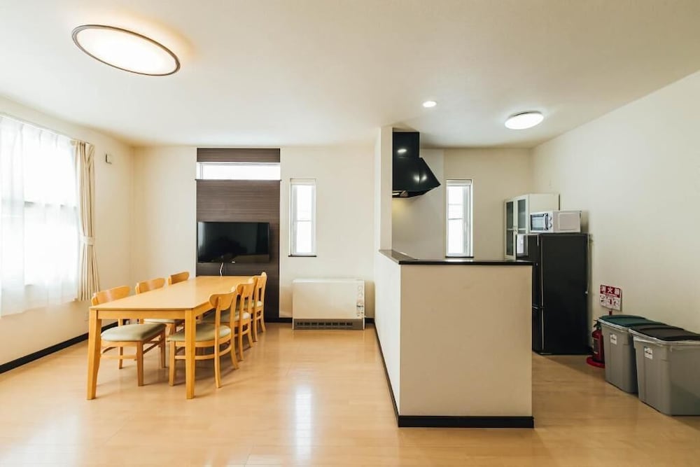 Hotel Stay In Asahibashi