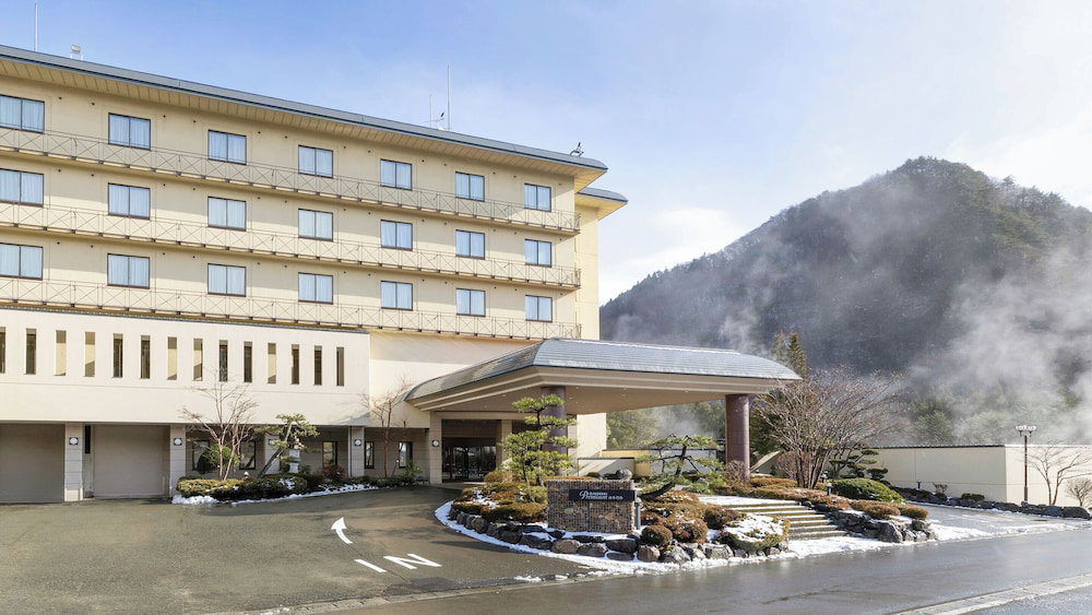 Hotel Ooedo Onsen Monogatari Premium Iwatehanamaki