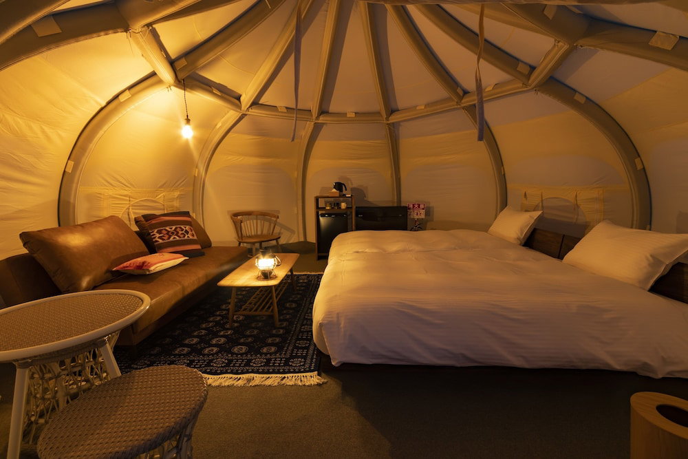 Picnic Garden - Glamping