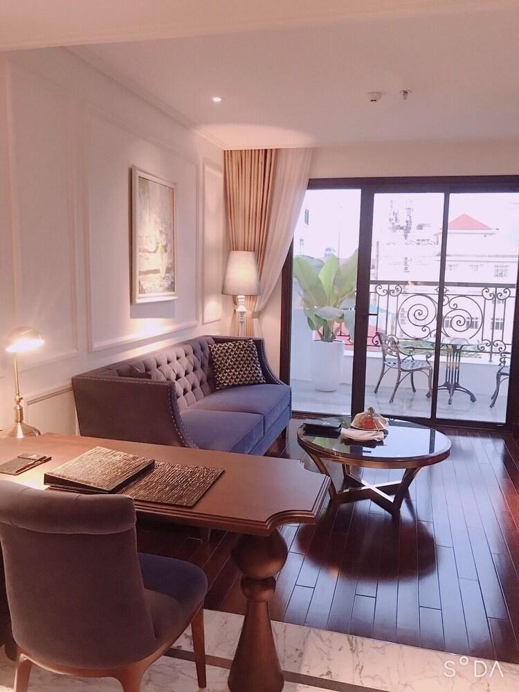 Anatole Hotel Hanoi