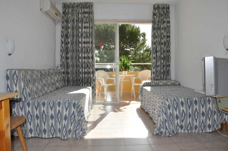 Alper Apartments