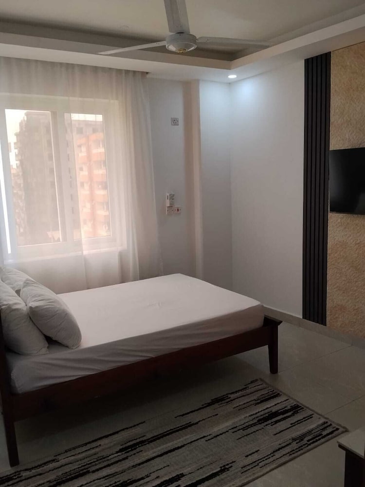 Hotel Maor Domestic & Holiday Apartments