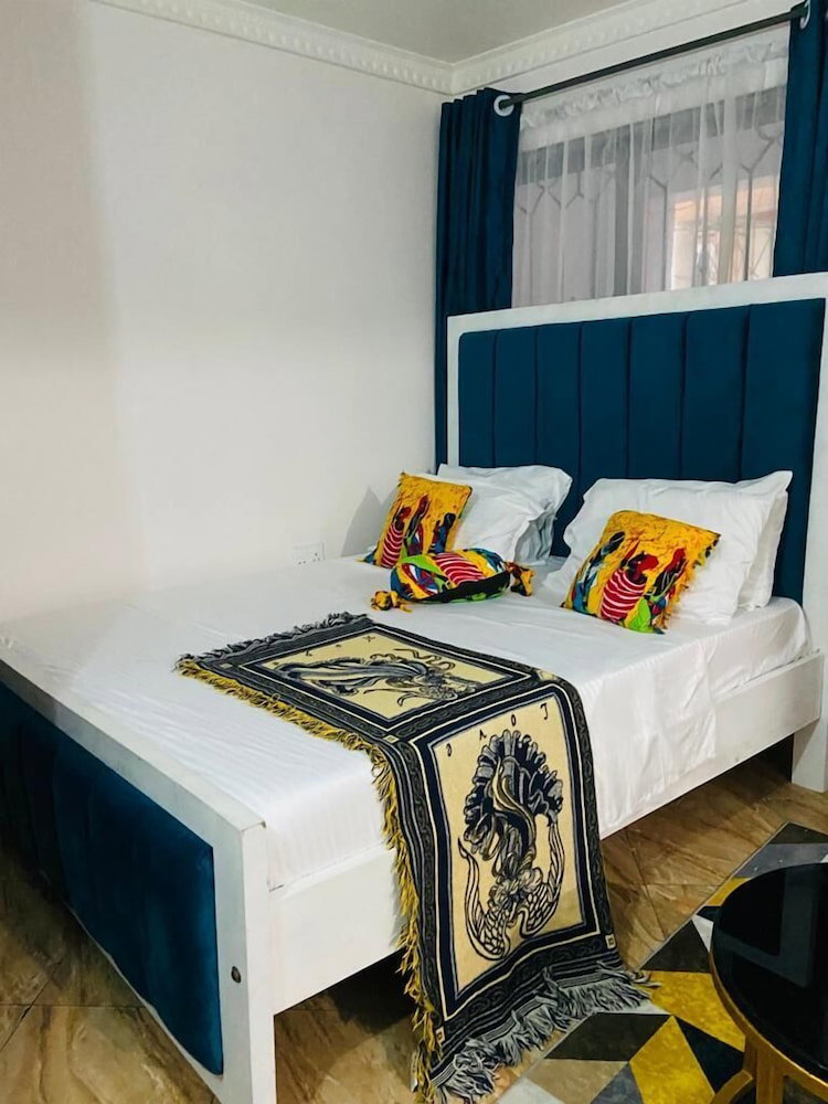 Hotel Lux Suites Bamburi Cozy Apartments