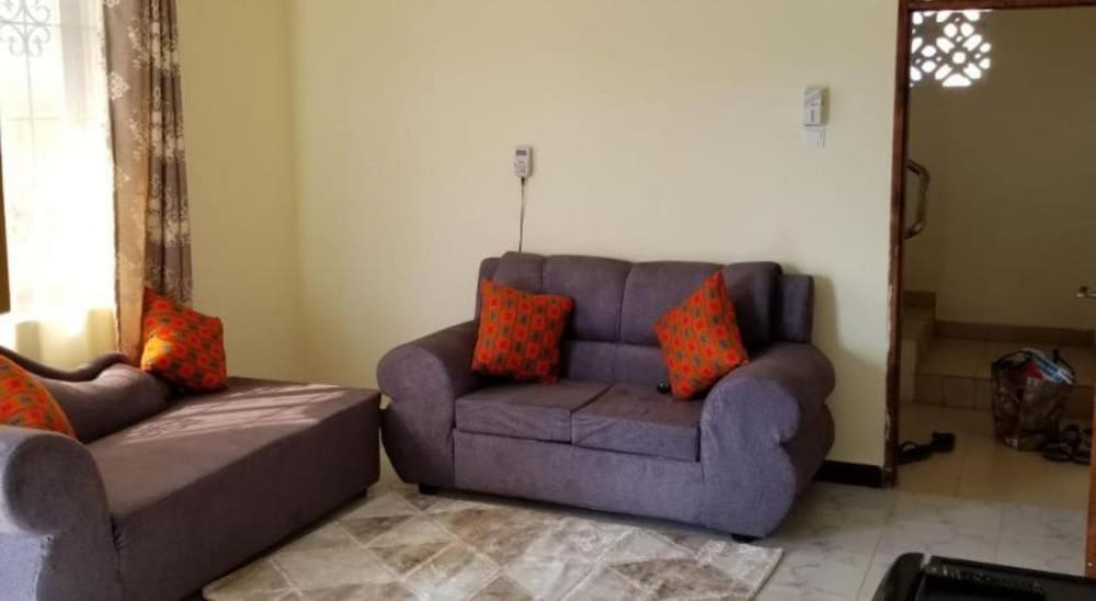 Hotel Stay.plus Eagle Heights Bamburi