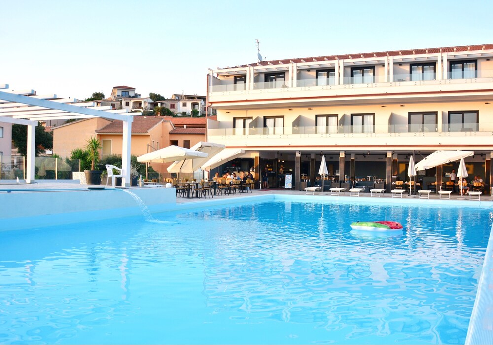 Horizon Hotel
