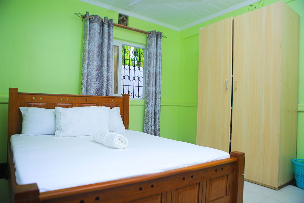 Hotel The Nest Resort