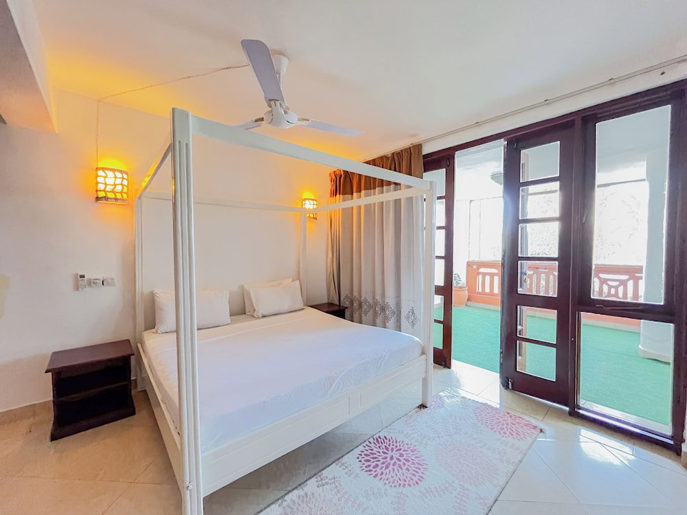 Hotel Jujo Beachfront Apartments