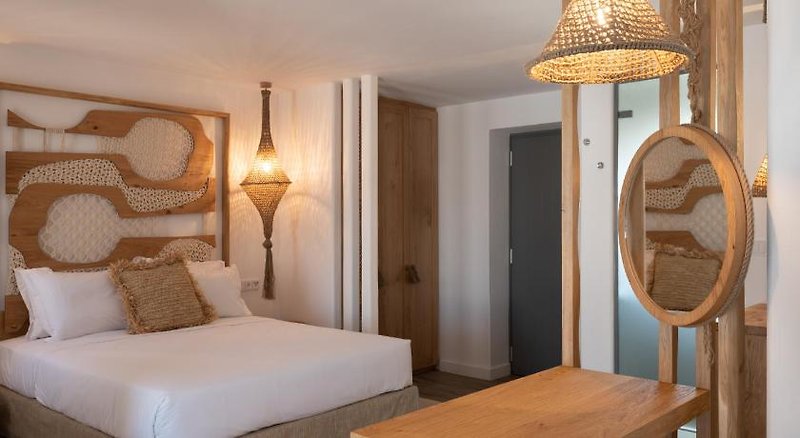 Kosmitis Suites & Villas