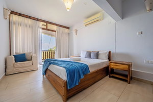Hotel Diani Beachfront Paradise cazare Diani Beach