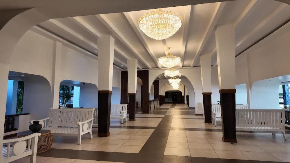 Hotel Gsih Hotel Diani