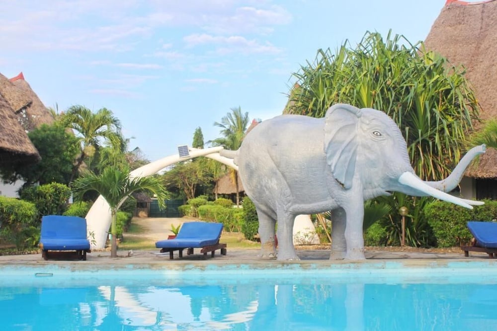 Diani Greenland Villas