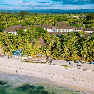 Hotel Diani Reef Beach Resort & Spa - Your Beachfront Bliss Awaits cazare Diani Beach
