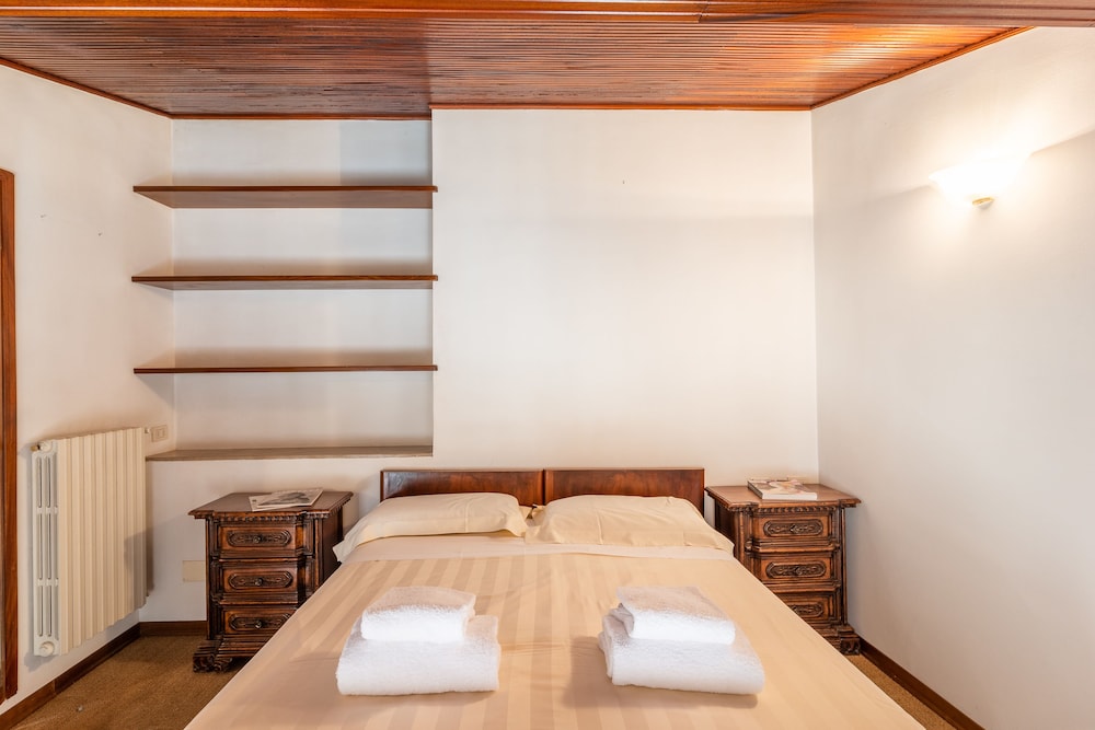 Cavourotto Terrace By Mmega