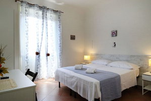 Hotel B&B Mia Palace cazare Santo Spirito