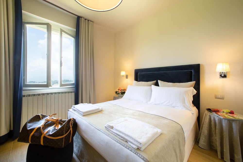 Tenuta Torre Rossa Farm & Apartments
