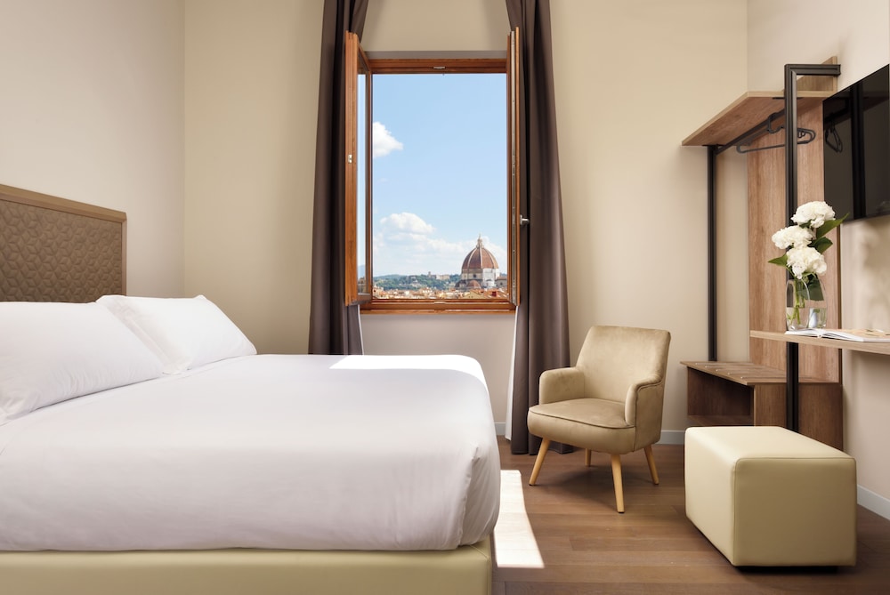 Essence Hotel